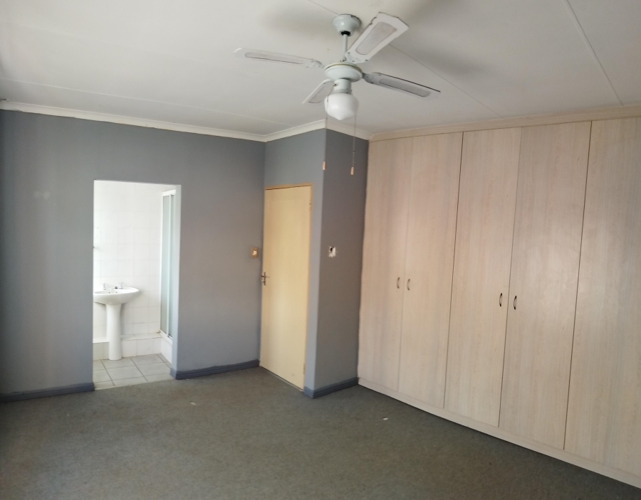 3 Bedroom Property for Sale in Manor Heights Eastern Cape